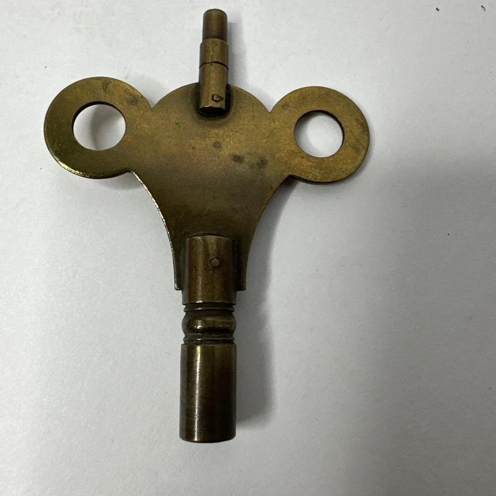 Unbranded antique brass